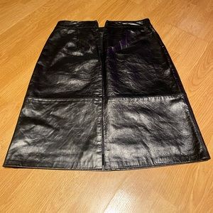 Gap leather skirt